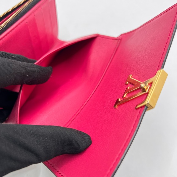 Authentic LOUIS VUITTON Portefeuille Capucines Compact Black Leather Wallet Pink - Picture 10 of 12
